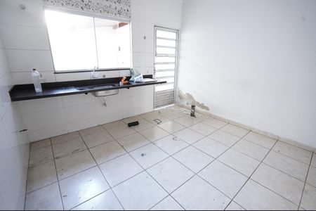 Casa para alugar com 84m², 2 quartos e 1 vaga