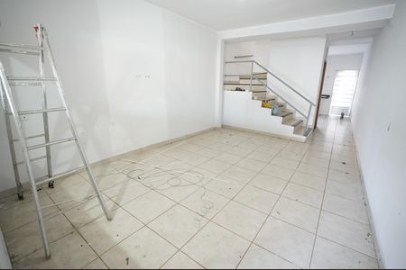 Casa para alugar com 84m², 2 quartos e 1 vaga