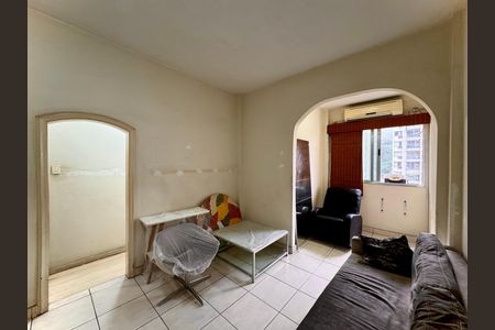 Apartamento à venda com 67m², 2 quartos e sem vaga Apartamento à venda com 67m², 2 quartos e sem vagaSala