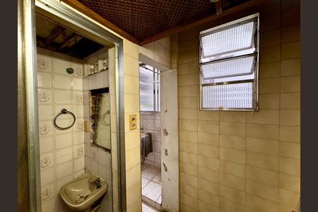 Apartamento à venda com 67m², 2 quartos e sem vaga Apartamento à venda com 67m², 2 quartos e sem vagaÁrea de serviço