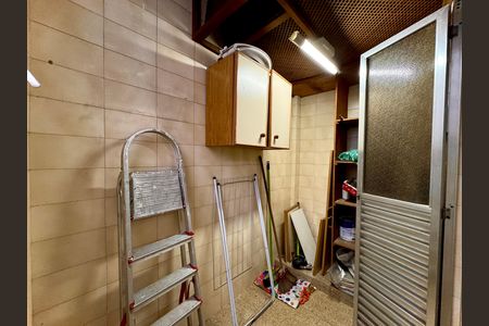 Apartamento à venda com 67m², 2 quartos e sem vaga Apartamento à venda com 67m², 2 quartos e sem vagaÁrea de serviço