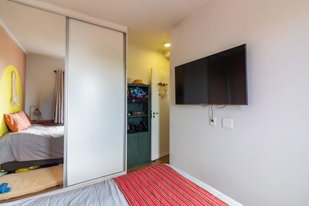 Suíte  de apartamento à venda com 2 quartos, 54m² em Quitaúna, Osasco