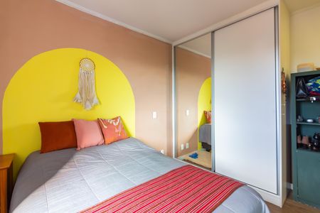 Suíte  de apartamento à venda com 2 quartos, 54m² em Quitaúna, Osasco