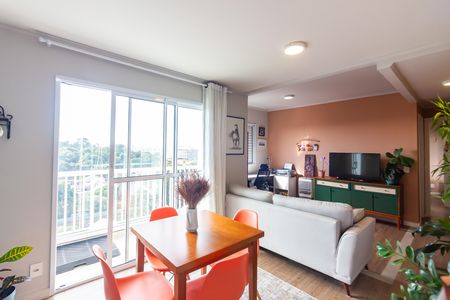 Sala  de apartamento à venda com 2 quartos, 54m² em Quitaúna, Osasco