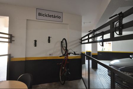 Casa de condomínio à venda com 48m², 2 quartos e 1 vagaBicicletário
