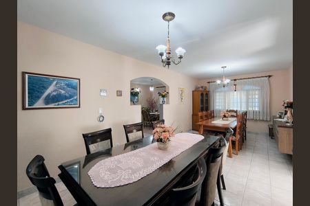 Casa à venda com 2500m², 4 quartos e 5 vagas
