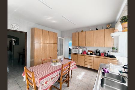 Casa à venda com 2500m², 4 quartos e 5 vagas