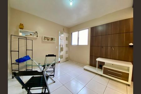 Sala de apartamento para alugar com 2 quartos, 50m² em Vila Real, Guarulhos