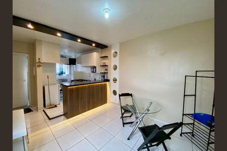 Sala de apartamento para alugar com 2 quartos, 50m² em Vila Real, Guarulhos