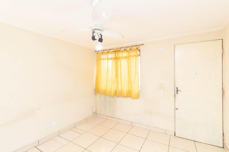 Sala de apartamento para alugar com 2 quartos, 39m² em Conjunto Habitacional Barro Branco Ii, São Paulo