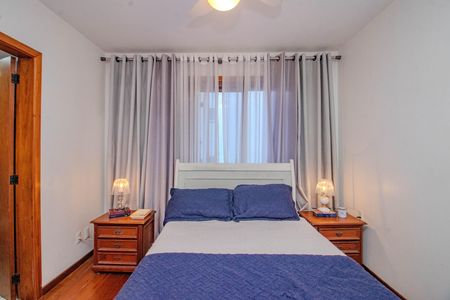Apartamento à venda com 149m², 3 quartos e 2 vagas Apartamento à venda com 149m², 3 quartos e 2 vagasSuíte