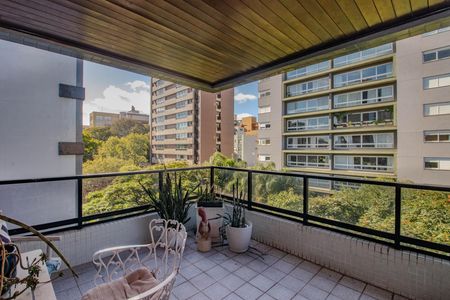Apartamento à venda com 149m², 3 quartos e 2 vagas Apartamento à venda com 149m², 3 quartos e 2 vagasSala - Varanda