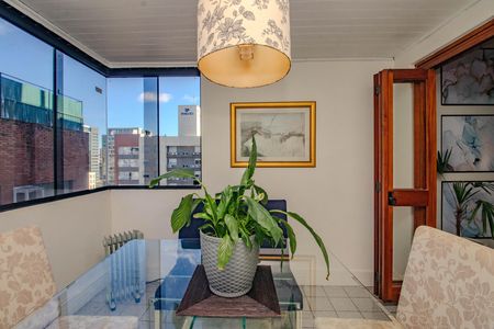 Apartamento à venda com 149m², 3 quartos e 2 vagas Apartamento à venda com 149m², 3 quartos e 2 vagasEspaço Gourmet