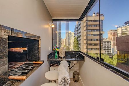 Apartamento à venda com 149m², 3 quartos e 2 vagas Apartamento à venda com 149m², 3 quartos e 2 vagasEspaço Gourmet