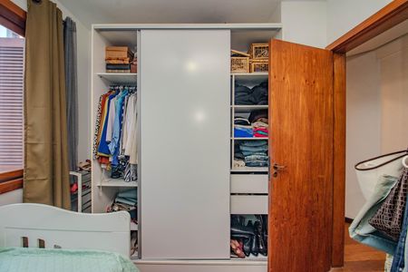 Apartamento à venda com 149m², 3 quartos e 2 vagas Apartamento à venda com 149m², 3 quartos e 2 vagasQuarto 1
