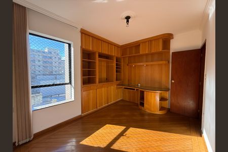 Apartamento para alugar com 120m², 3 quartos e 2 vagas Apartamento para alugar com 120m², 3 quartos e 2 vagasQuarto 3