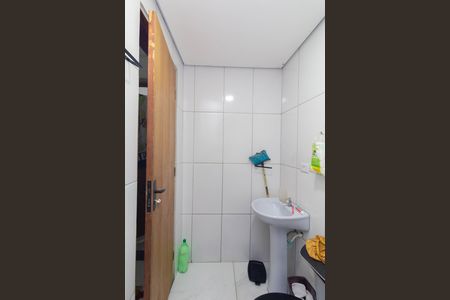Apartamento à venda com 45m², 2 quartos e sem vaga Apartamento à venda com 45m², 2 quartos e sem vagaBanheiro