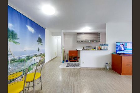 Apartamento à venda com 67m², 2 quartos e 1 vaga Apartamento à venda com 67m², 2 quartos e 1 vagaSala/Cozinha