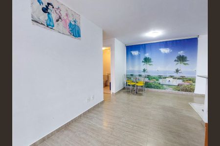 Apartamento à venda com 67m², 2 quartos e 1 vaga Apartamento à venda com 67m², 2 quartos e 1 vagaSala
