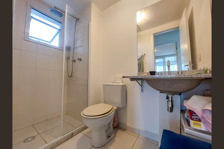 Banheiro de apartamento à venda com 2 quartos, 67m² em Brooklin, São Paulo