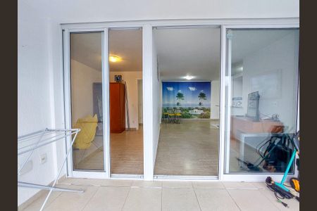 Apartamento à venda com 67m², 2 quartos e 1 vaga Apartamento à venda com 67m², 2 quartos e 1 vagaSacada