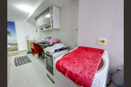 Apartamento à venda com 67m², 2 quartos e 1 vaga Apartamento à venda com 67m², 2 quartos e 1 vagaCozinha e Área de Serviço