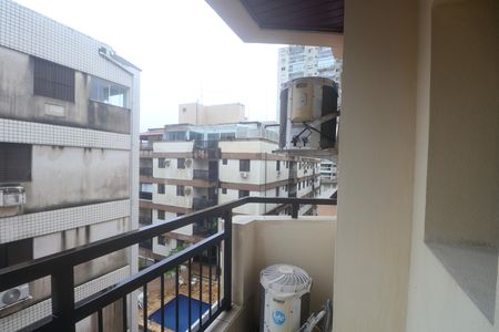 Varanda de apartamento para alugar com 2 quartos, 90m² em Jardim Las Palmas, Guarujá