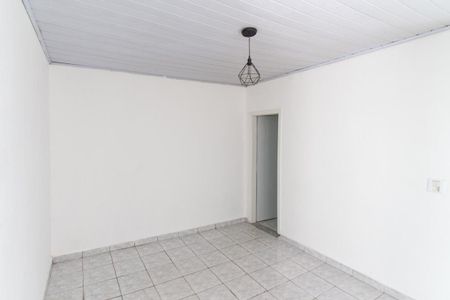 Sala de casa para alugar com 1 quarto, 140m² em Vila Nivi, São Paulo