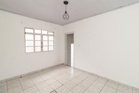 Sala de casa para alugar com 1 quarto, 140m² em Vila Nivi, São Paulo