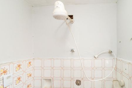 Banheiro de casa para alugar com 1 quarto, 140m² em Vila Nivi, São Paulo