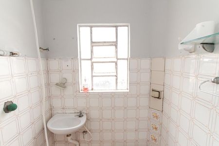Banheiro de casa para alugar com 1 quarto, 140m² em Vila Nivi, São Paulo