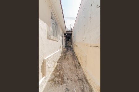 Casa para alugar com 140m², 1 quarto e 1 vaga Casa para alugar com 140m², 1 quarto e 1 vagaCorredor