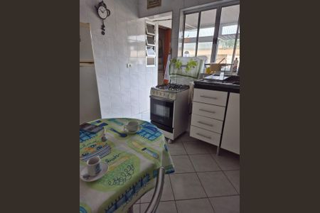 Apartamento para alugar com 80m², 2 quartos e 1 vaga Apartamento para alugar com 80m², 2 quartos e 1 vagaCozinha