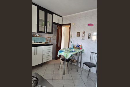 Cozinha de apartamento à venda com 2 quartos, 80m² em Vila Gumercindo, São Paulo