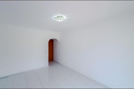 Apartamento para alugar com 80m², 2 quartos e 1 vaga Apartamento para alugar com 80m², 2 quartos e 1 vagaSala