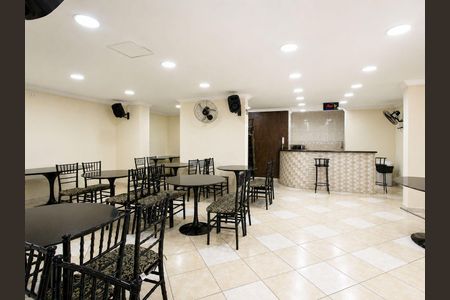Apartamento à venda com 78m², 4 quartos e 2 vagas Apartamento à venda com 78m², 4 quartos e 2 vagasÁrea externa