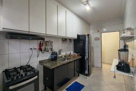 Cozinha  de apartamento para alugar com 2 quartos, 67m² em Guilhermina, Praia Grande