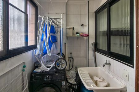 Apartamento para alugar com 67m², 2 quartos e 1 vaga Apartamento para alugar com 67m², 2 quartos e 1 vagaÁrea de Serviço