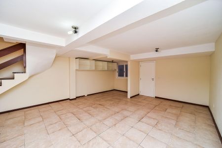 Casa de condomínio para alugar com 300m², 3 quartos e 4 vagasGaragem
