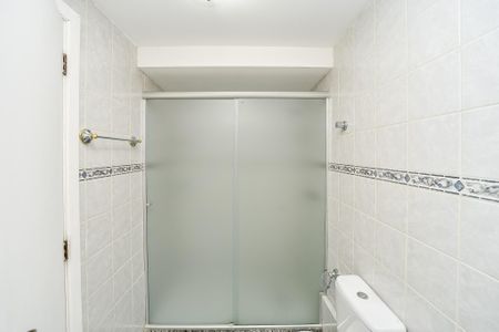 Casa de condomínio para alugar com 300m², 3 quartos e 4 vagasBanheiro Social