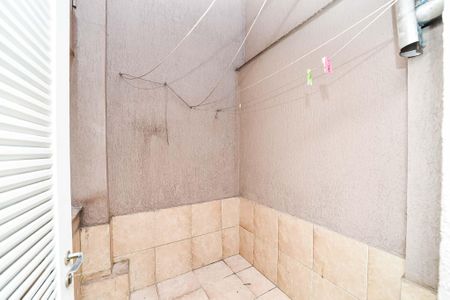 Casa de condomínio para alugar com 300m², 3 quartos e 4 vagasÁrea de Serviço