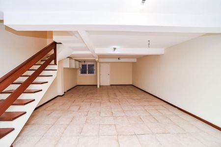 Casa de condomínio para alugar com 300m², 3 quartos e 4 vagasGaragem