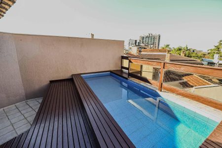 Casa de condomínio para alugar com 300m², 3 quartos e 4 vagasPiscina