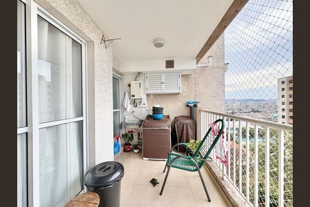 Apartamento à venda com 65m², 2 quartos e 1 vagaÁrea de Serviço/ Varanda 
