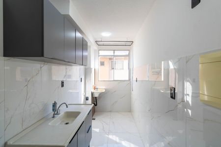 Apartamento para alugar com 43m², 2 quartos e sem vaga Apartamento para alugar com 43m², 2 quartos e sem vagaCozinha e Área de Serviço