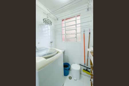 Apartamento à venda com 47m², 2 quartos e 1 vaga Apartamento à venda com 47m², 2 quartos e 1 vagaCozinha e Área de Serviço