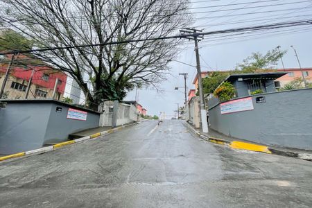 Apartamento à venda com 47m², 2 quartos e 1 vaga Apartamento à venda com 47m², 2 quartos e 1 vagaFachada