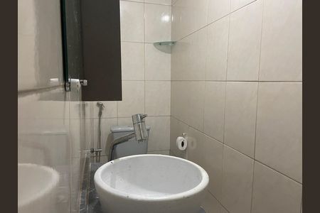 Casa para alugar com 120m², 3 quartos e sem vaga Casa para alugar com 120m², 3 quartos e sem vagaBanheiro 2