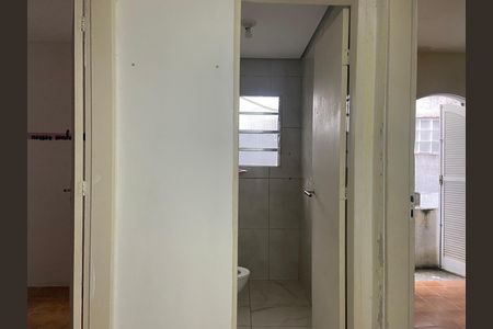 Casa para alugar com 120m², 3 quartos e sem vaga Casa para alugar com 120m², 3 quartos e sem vagaCorredor - Quartos