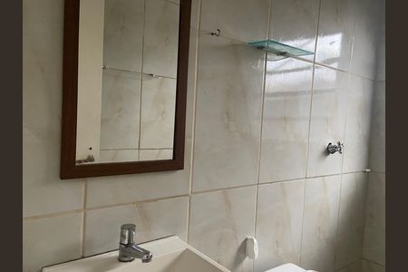 Casa para alugar com 120m², 3 quartos e sem vaga Casa para alugar com 120m², 3 quartos e sem vagaBanheiro 1